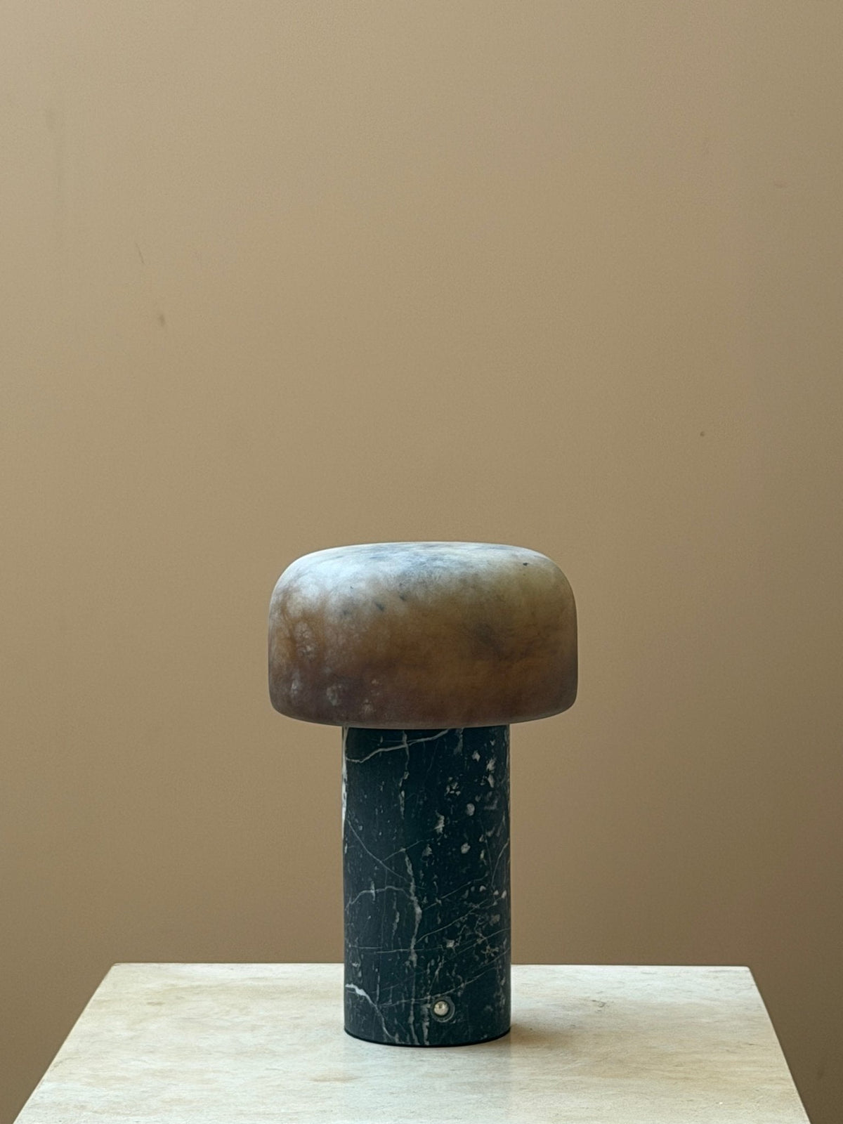 Petrel Natural Stone Rechargeable Table Lamp — finish, form and interior detail 21