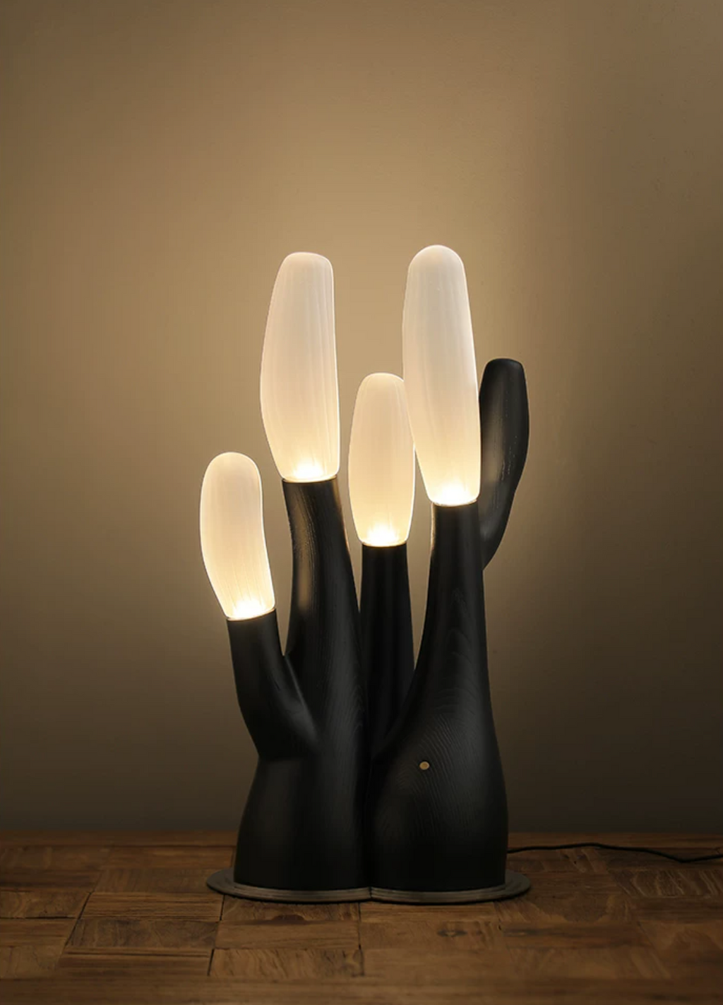 Reef Wood Table Lamp — product and interior detail 18