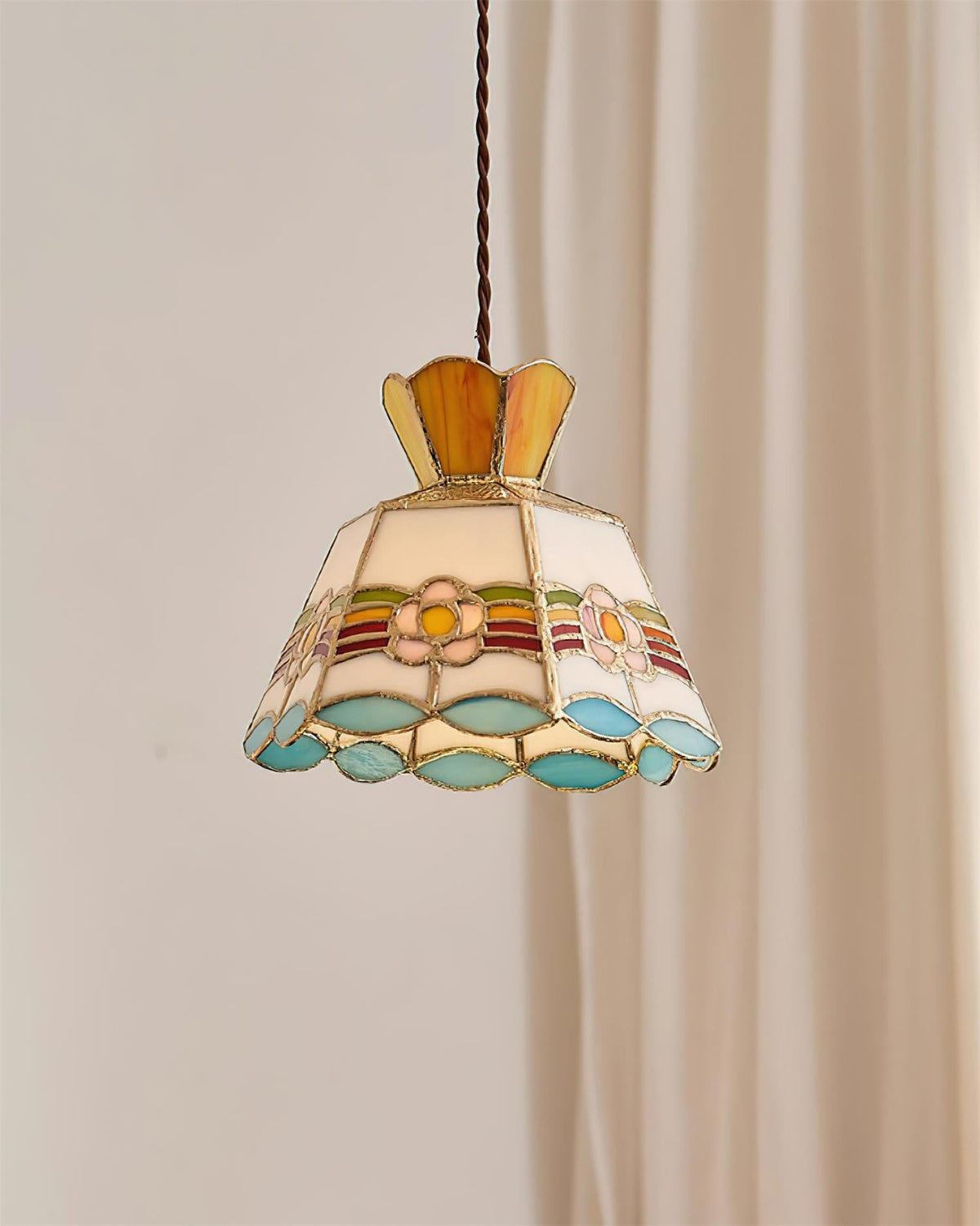 Retro Ketan Pendant Lamp — product and interior detail 4