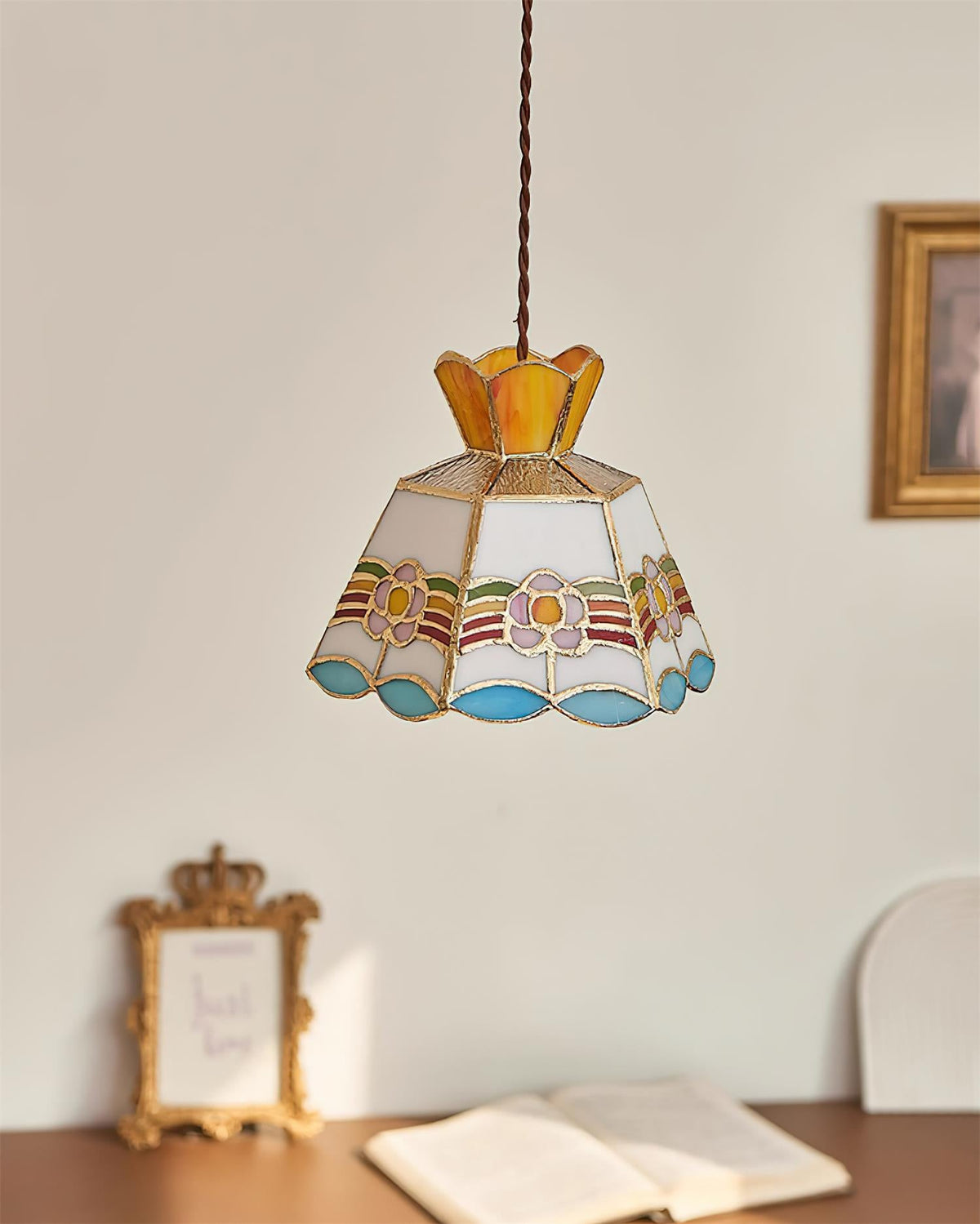 Retro Ketan Pendant Lamp — product and interior detail 13