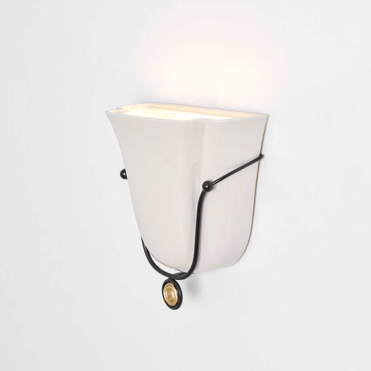 Solenne Ceramic Shell Wall Sconce — design detail 24