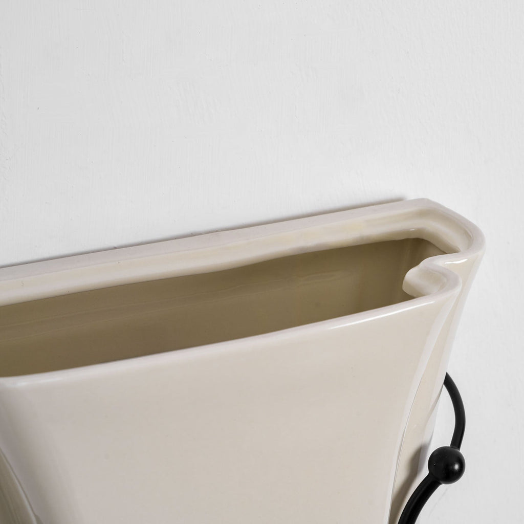Solenne Ceramic Shell Wall Sconce — design detail 30