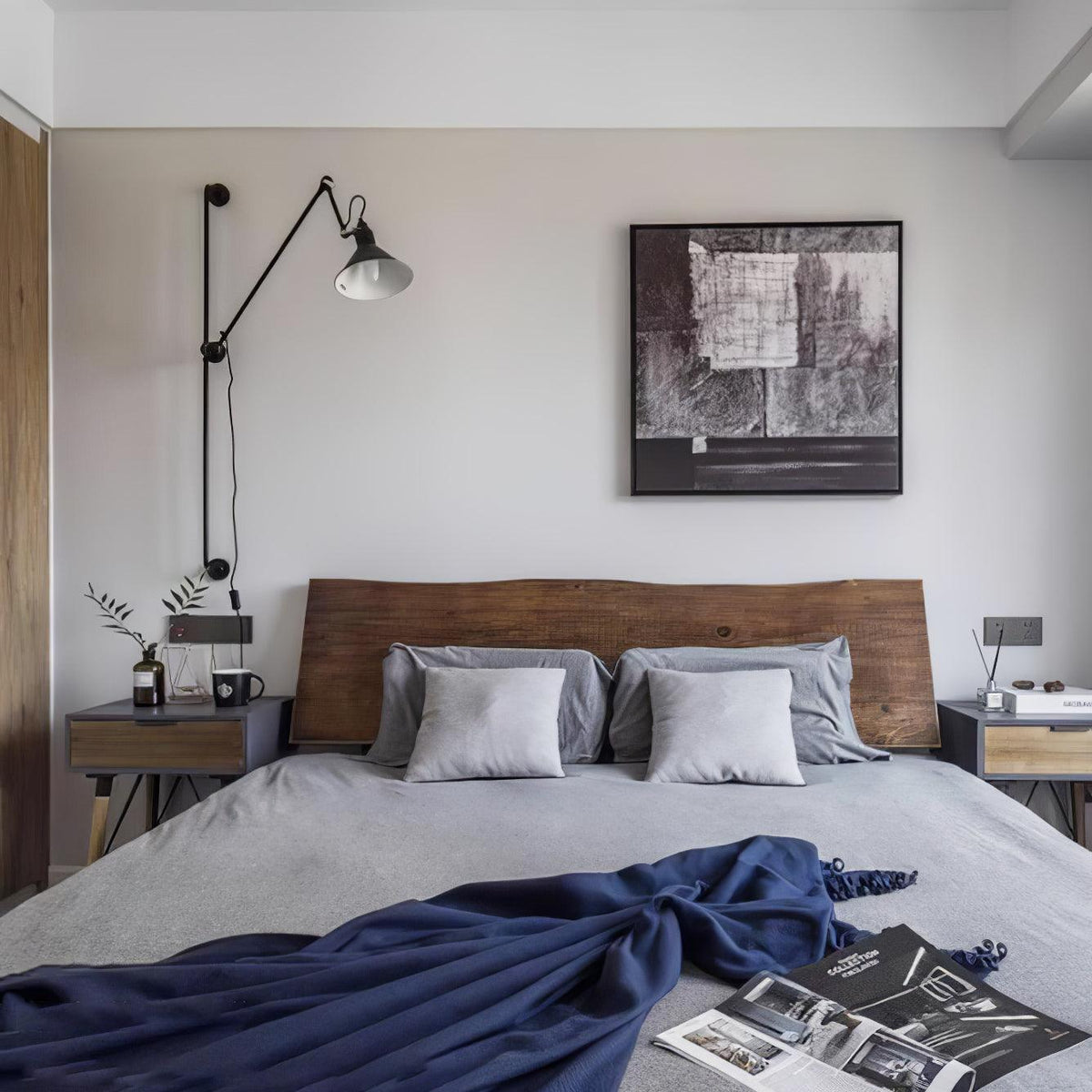 Support Frame Rocker Plug-In Wall Lamp — design detail 7
