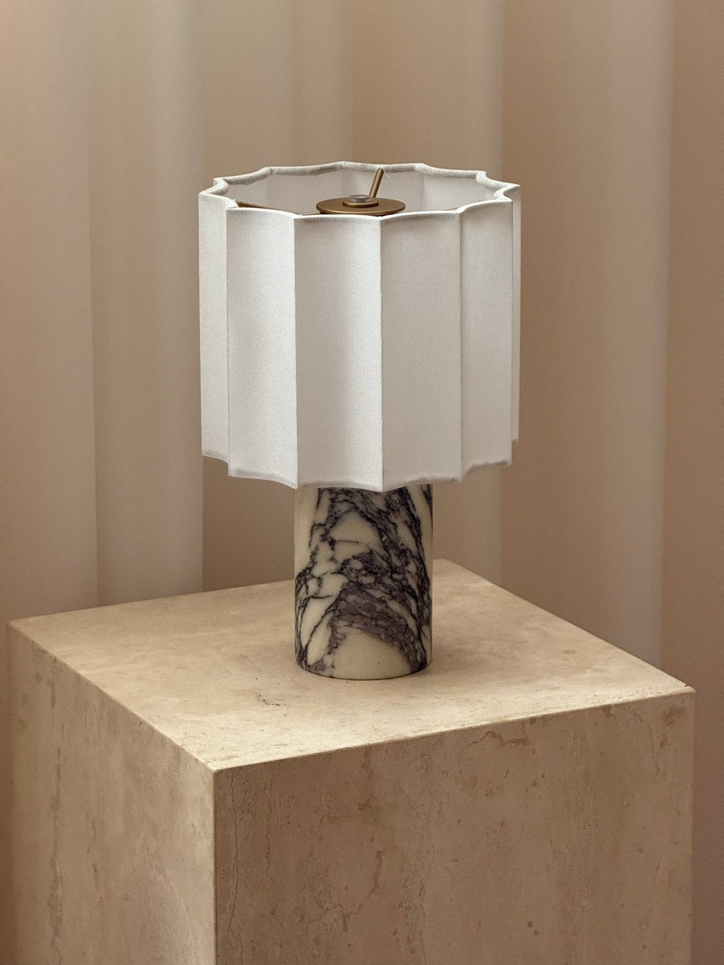 Veira Pleated Shade Marble Rechargeable Lamp — product, finish and specification view 21