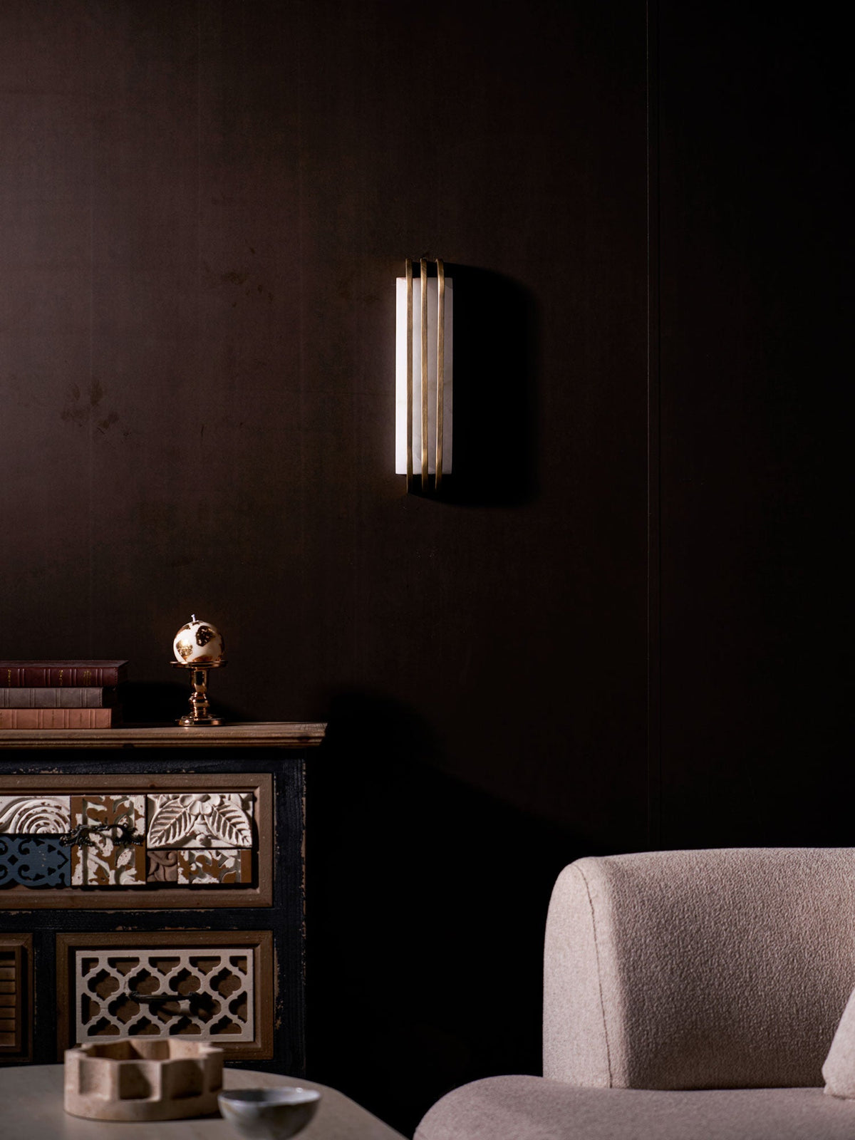 Virex Layered Alabaster LED Wall Light – wall sconce product view 10