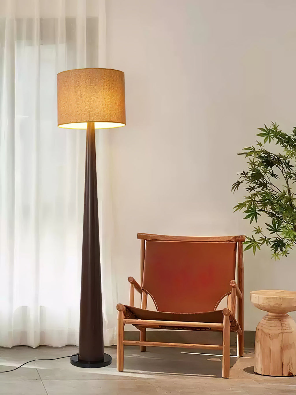 Zhanming Floor Lamp — product and interior detail 7